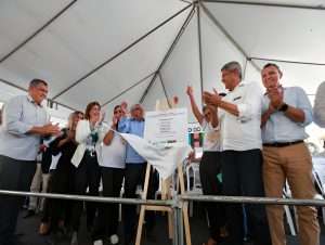 Read more about the article Governo lança centrais de águas e inaugura unidade em Caetité